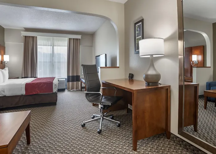 Comfort Capitol - Area Hotel
