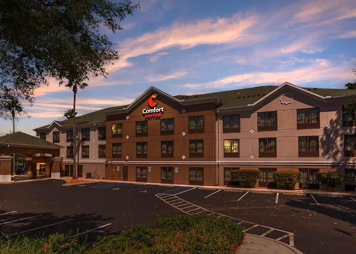 Comfort Capitol - Area Hotel 4*