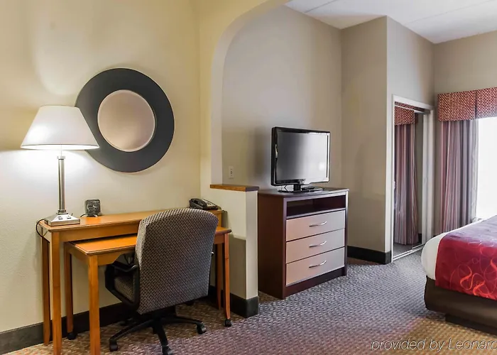 Comfort Capitol - Area Hotel 4*