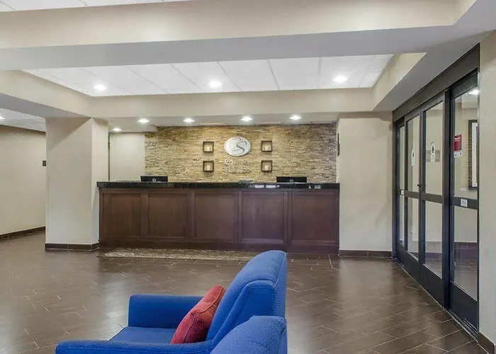 Comfort Capitol - Area Hotel 4*